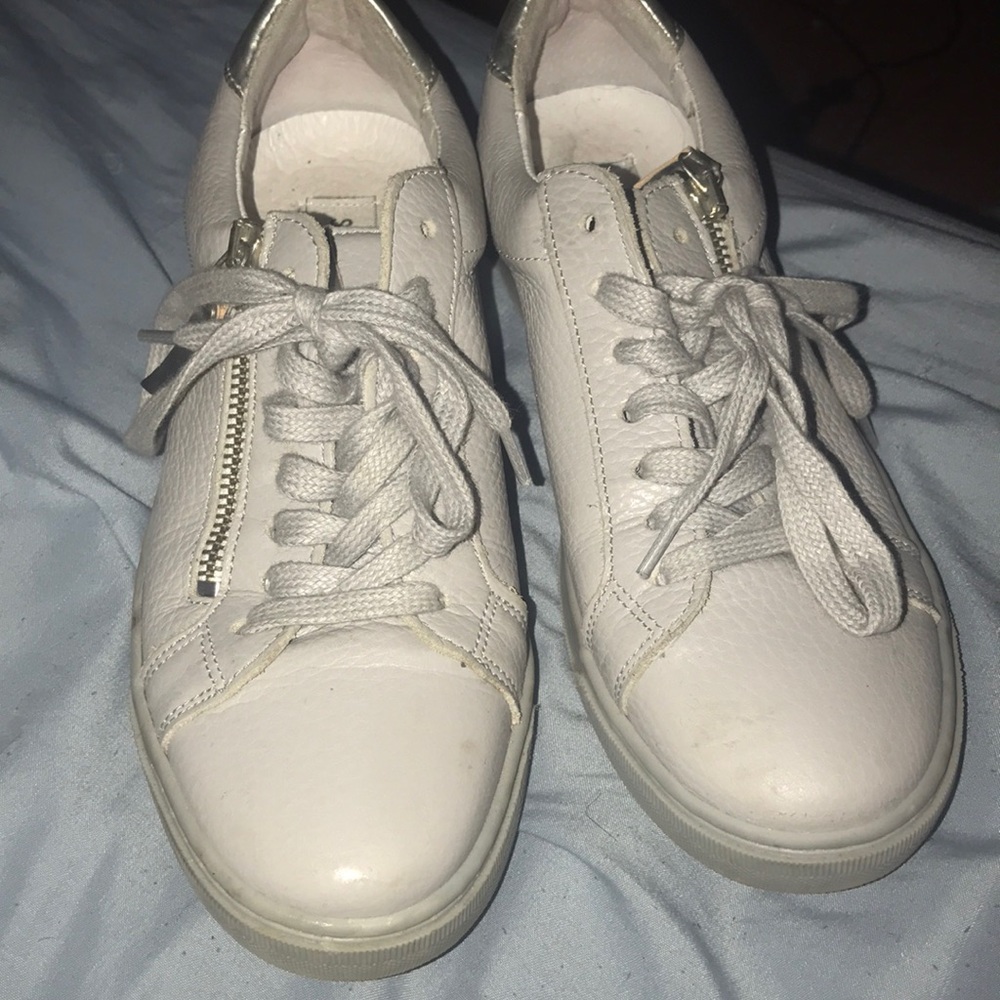 Steve Madden low ankle shoes